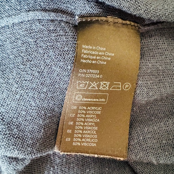 H&M Basics Womens Teal Blue Long Sleeve Crewneck Tee Shirt Size XS - Picture 6 of 8